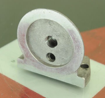 YAĞ FİLTRE FLANŞI  450 510 640 820