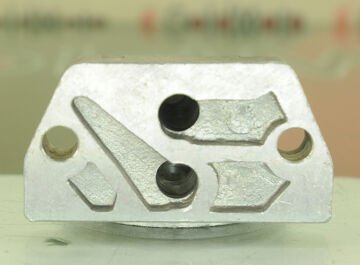 YAĞ FİLTRE FLANŞI  450 510 640 820