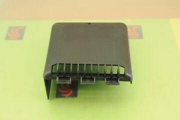 Briggs & Stratton Hava Filtre Üst Kapağı Intek 6,5hp B692584