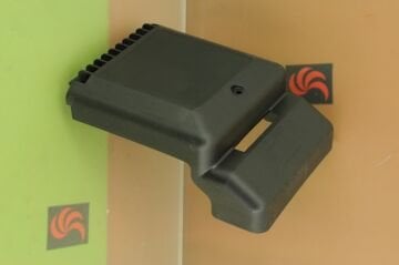 Briggs & Stratton Hava Filtre Üst Kapağı Intek 6,5hp B692584