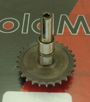 Şanzıman Çıkış Mili Büyük Zincir Dişlili 200G-14-20