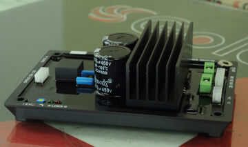 AVR EM15-A