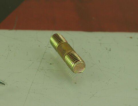 Egzoz Saplaması M8x33 160-01009