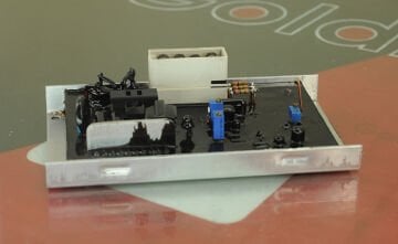 AVR34  OTOMATİK VOLTAJ REGÜLATÖRÜ