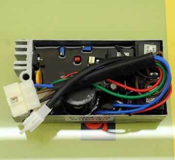 Avr Trifaze KGE12EA3 KDE12STA3 350V 470uF PLY95S3