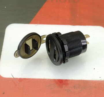 USB ŞARJ PORTU 12V