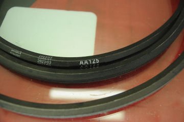 BIÇAK KAYIŞI JHONE DEERE X146R GX25209