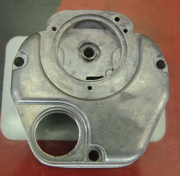 Antor AD320 Külbütör Kapağı A20252125001