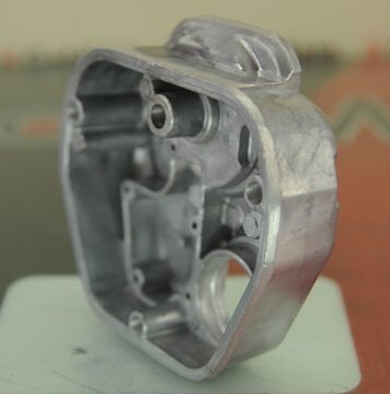 Antor AD320 Külbütör Kapağı A20252125001