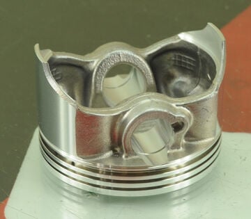 Honda Piston Std GX610 GX630 GX690 H13101-Z6L-020