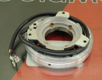 Şarj Alternatörü Yeni Model 3LD450 3LD510 4LD640 4LD820 3267 A20381156100SM