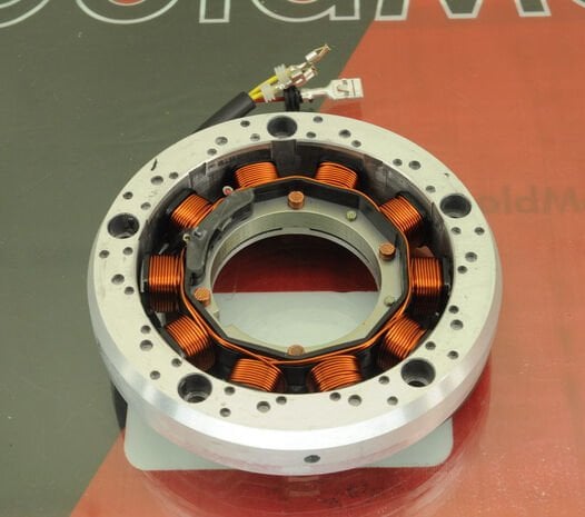 Şarj Alternatörü Yeni Model 3LD450 3LD510 4LD640 4LD820 3267 A20381156100SM