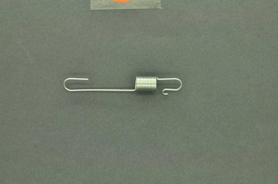 1P70-76   REGÜLATÖR YAYI