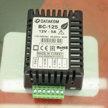 Datakom Akü Şarj Cihazı 12 5A - Ray Tipi - Plastik Kasa BC125