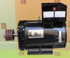Alternatör Trifaze Çift Yataklı 20kVA STC20KW