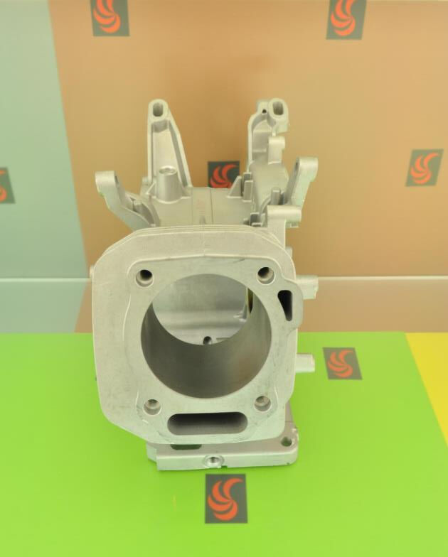 Motor Gövdesi 14Hp GM420 420-01001