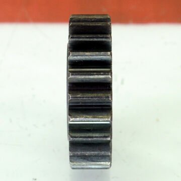 EKSANTRİK MİLİ DİŞLİSİ KÜÇÜK OLAN