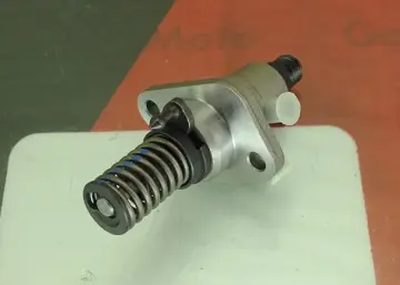 Mazot Pompası Komple Lombardini 15LD400 15LD440 / Ruggerini RY103 RY110 L6590359