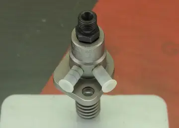 Mazot Pompası Komple Lombardini 15LD400 15LD440 / Ruggerini RY103 RY110 L6590359