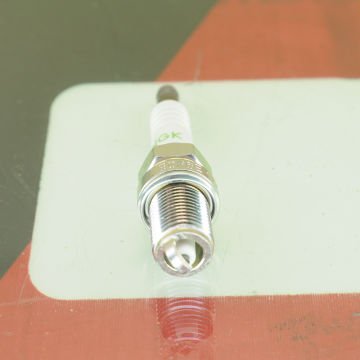 BUJİ (JAPAN) (CHAMPION RC12YC NGK BKR6EZ BCP7ES)