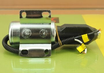 Stop Selenoid Bobini 12V 2 Kablolu Alttan Flanşlı ST5179-12-2