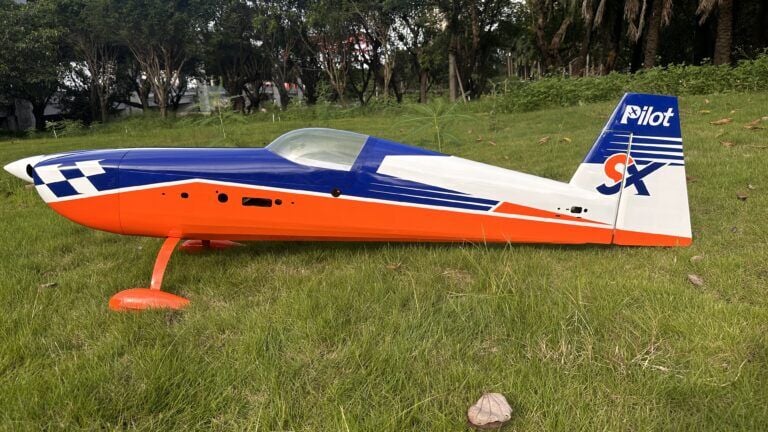 EKSTRA 330SX 103'' 2.63M KIRMIZI MAVİ BEYAZ