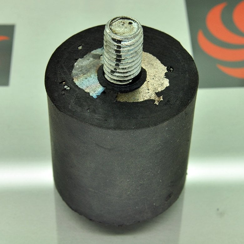 Ayak Bağlantı Lastik Takozu Yuvarlak M10 Tek Saplamalı SM-0900