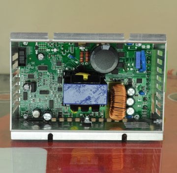 Datakom SMPS2410D Akü Şarj Cihazı Ekranlı