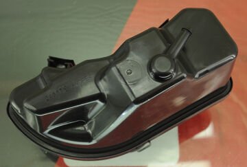 Briggs & Stratton Yakıt Deposu B596207