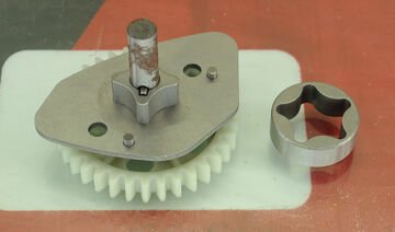 YAĞ POMPASI KOMPLE 724-15100-A1310-0001