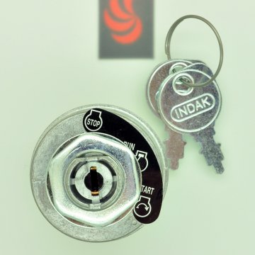 Briggs & Stratton Vanguard Marş Kontağı ve Anahtarı 16/18HP 493625 825129 3497644 33399 B692318