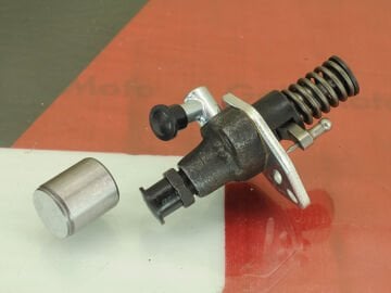 Mazot Pompası Komple 188FB 190FB 90FB-1704700