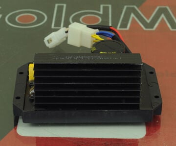 Avr Trifaze 450V 470uF 15kVA 7 Kablolu AVR15-3C-7