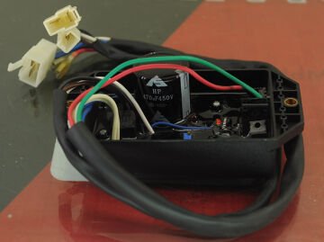 AVR MONOFAZE PLAY (10)