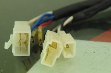 AVR MONOFAZE PLAY (10)