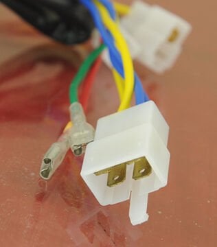 AVR MONOFAZE PLAY (10)