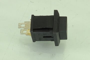 RESET DÜĞMESİ GM13.5BJI-00004
